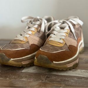 Coach sneaker